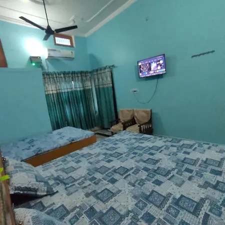 Shyam Homestay With Ground Floor Comforts Ayodhya Exterior photo