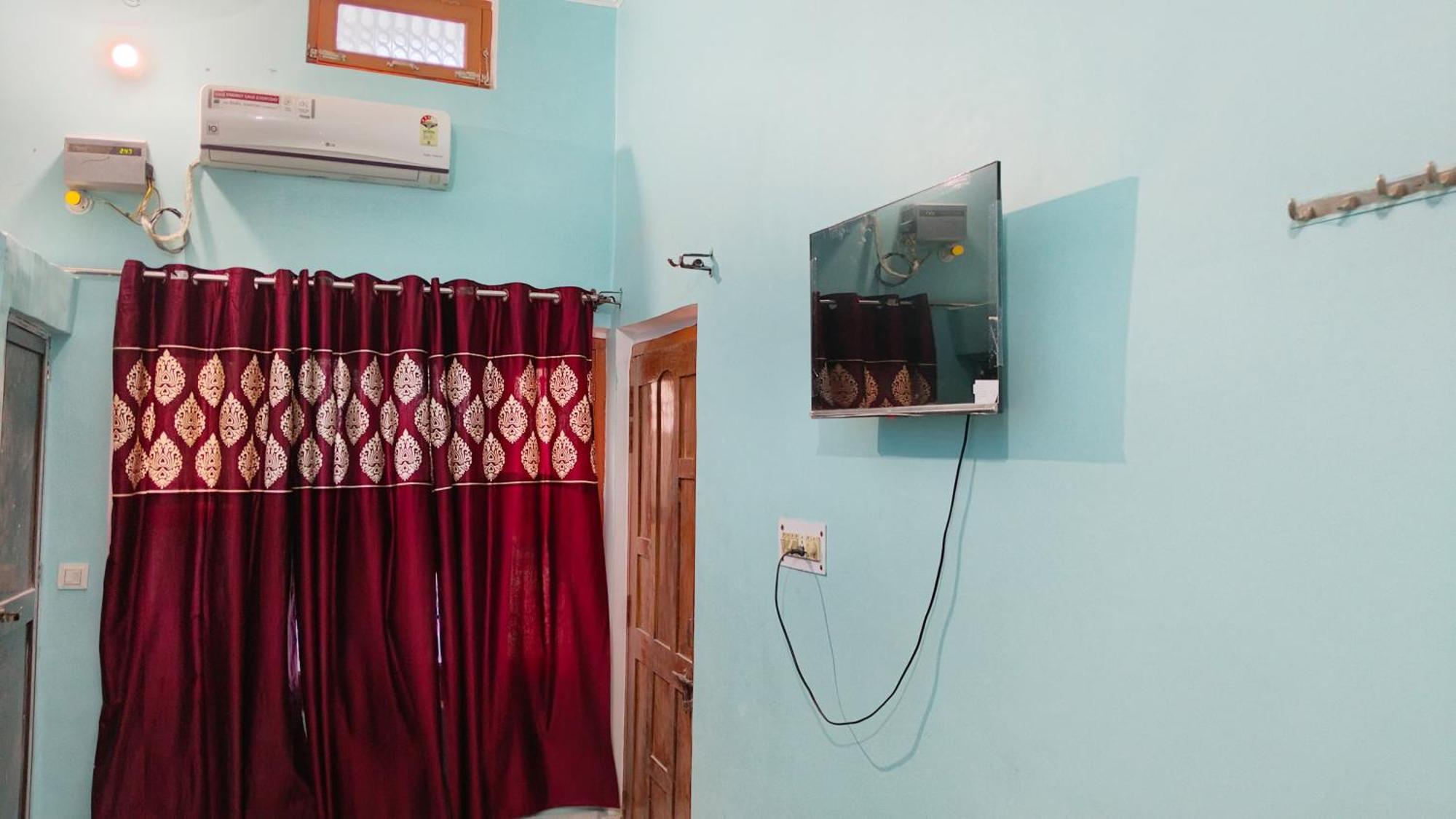 Homestay Shyam With Ground Floor Comforts